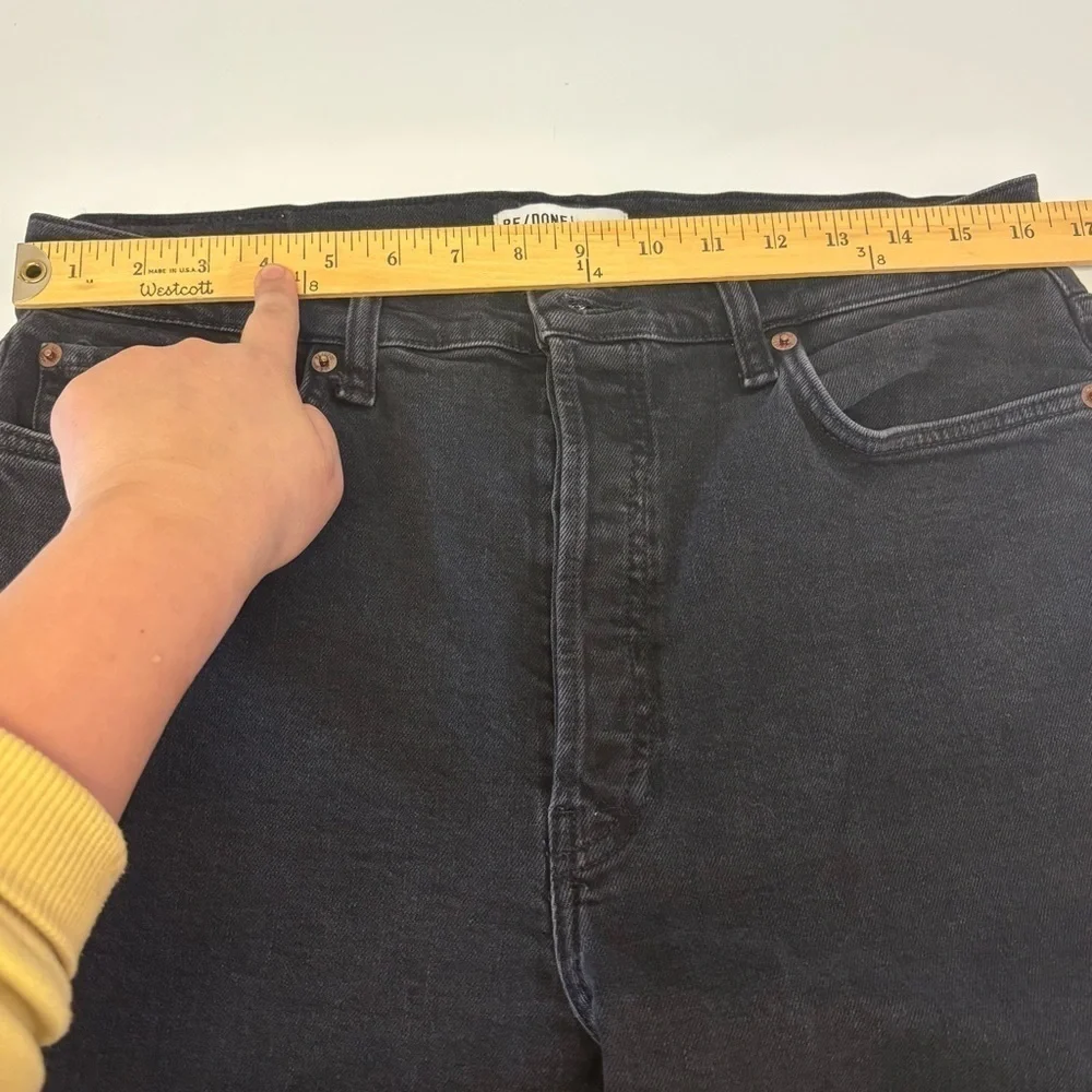 RE/DONE Straight Cropped Raw Hem Button Fly Faded Black Jeans Women’s Size 31